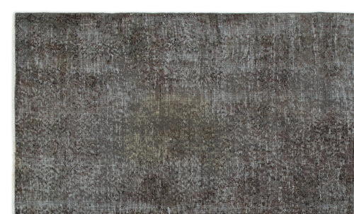 Load image 1 in gallery view. Veata - Vintage Distressed Rug - 5'3 X 8'10