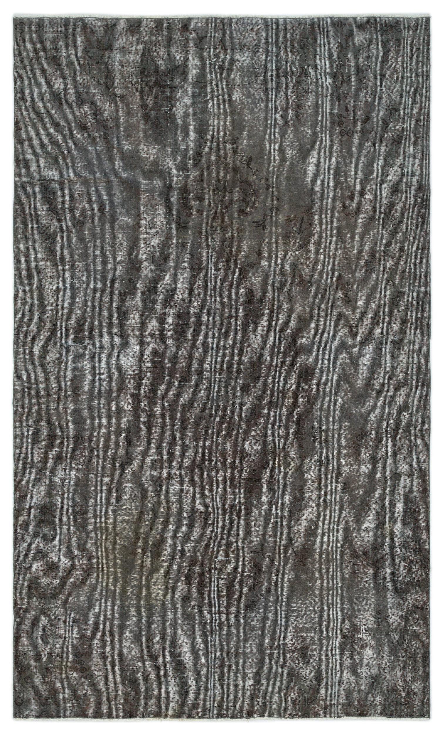 Veata - Vintage Distressed Rug - 5'3 X 8'10