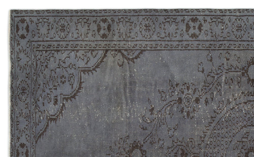Bild 1 in Galerieansicht laden. Dakita - Vintage Distressed Rug - 5'10 X 9'6