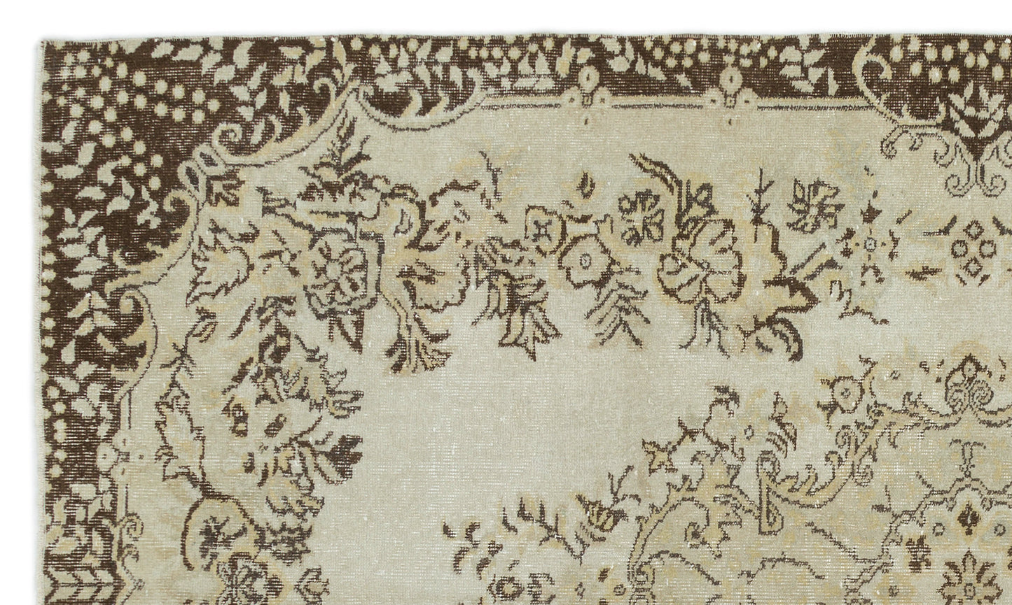 Hileil - Vintage Medallion Rug - 5'6 X 9'4