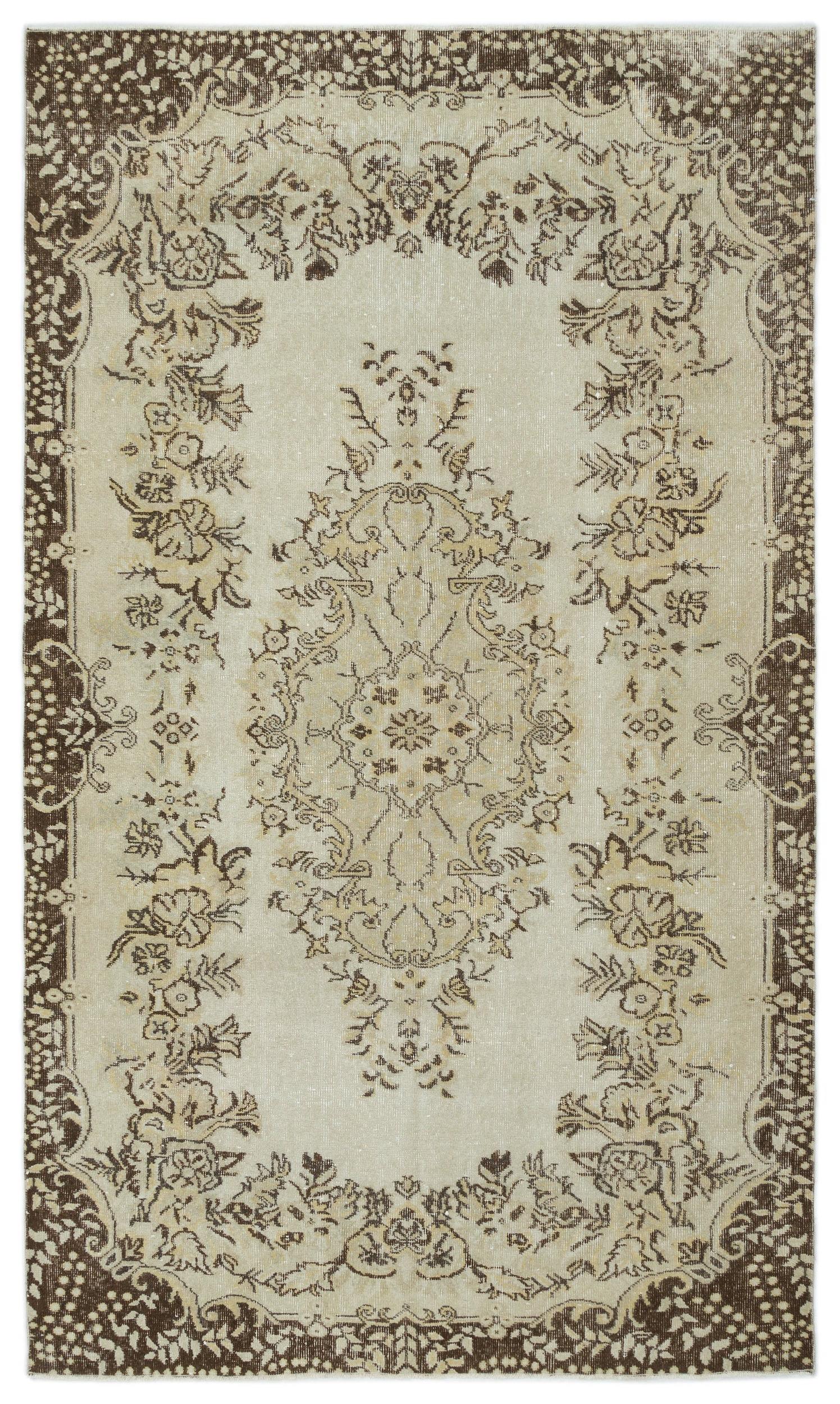 Hileil - Vintage Medallion Rug - 5'6 X 9'4