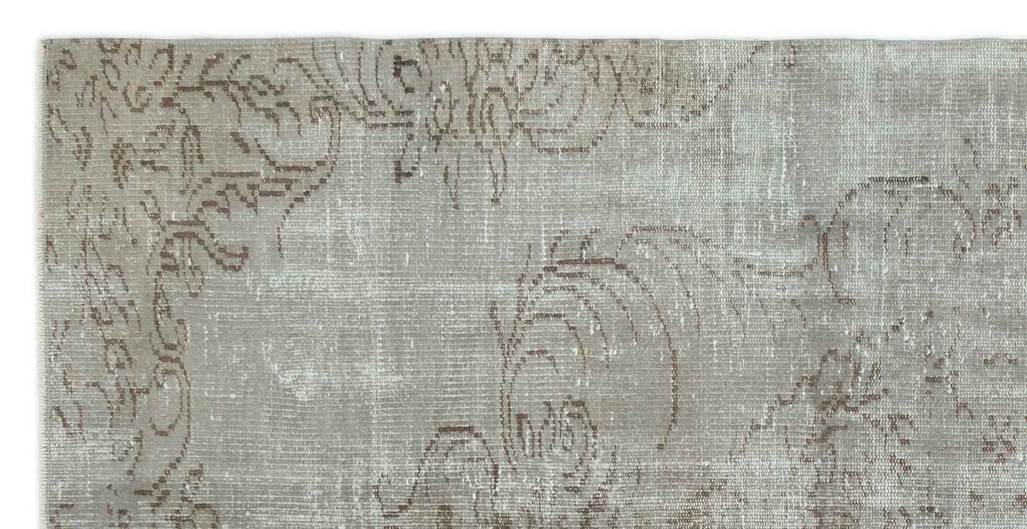 Croyn - Vintage Distressed Rug - 4'2 X 8'2
