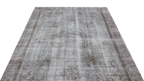 Load image 1 in gallery view. Poreon - Vintage Distressed Rug - 5'6 X 8'6