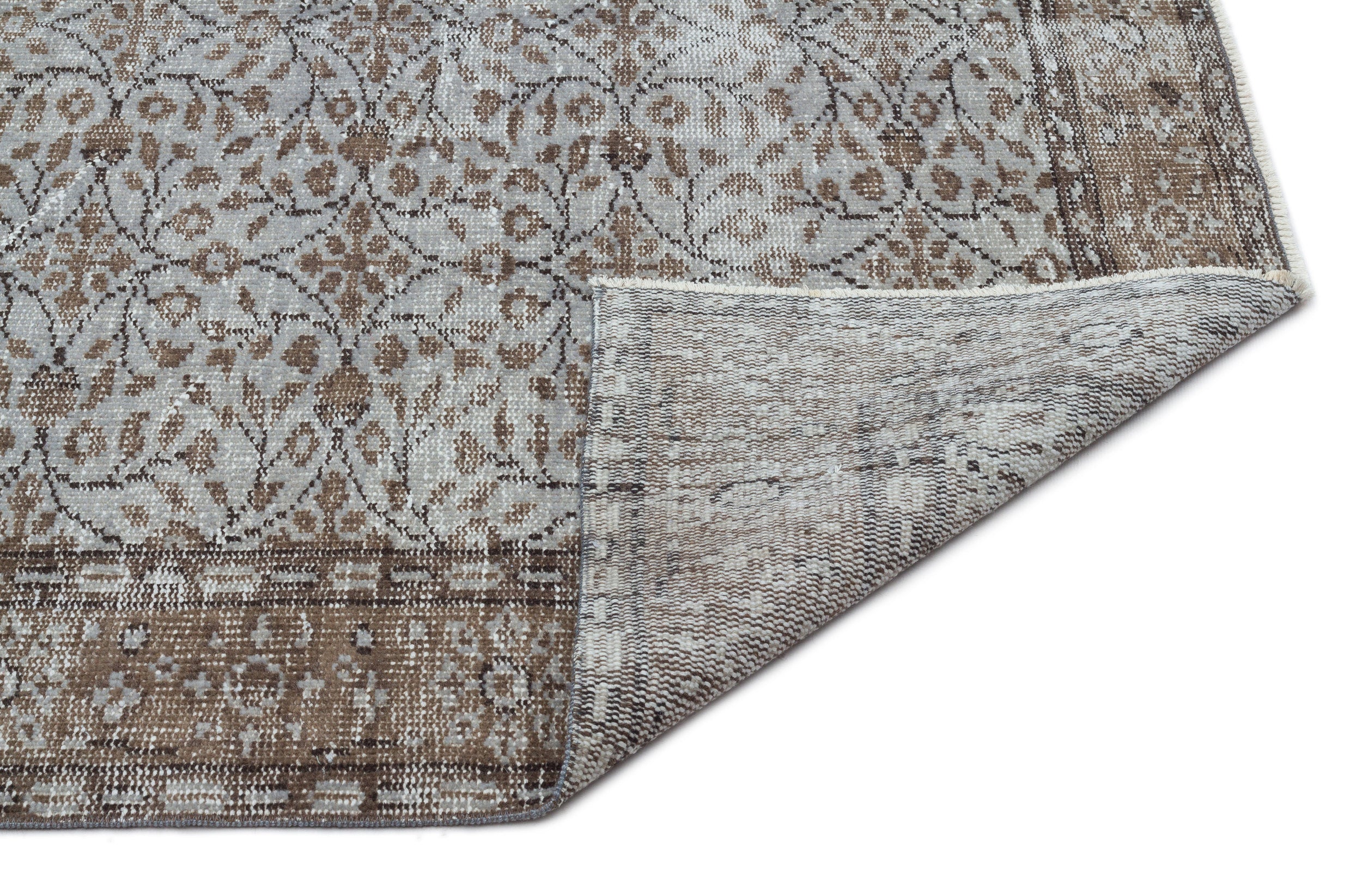 Hemaa - Vintage Floral Rug - 5'3 X 8'8