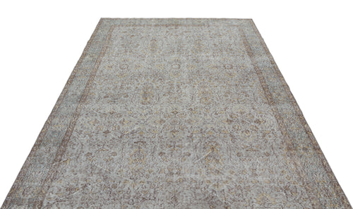 Load image 1 in gallery view. Cuzeix - Vintage Distressed Rug - 6'1 X 9'6