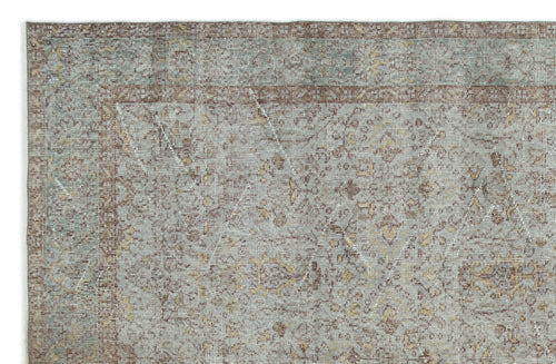 Load image 1 in gallery view. Cuzeix - Vintage Distressed Rug - 6'1 X 9'6