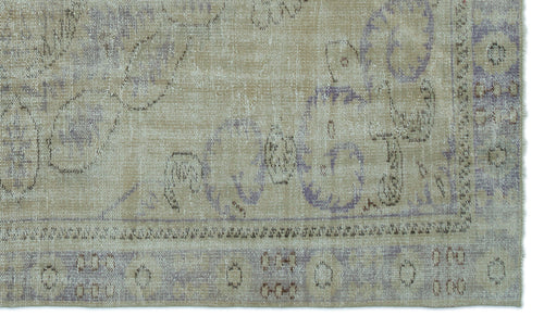 Bild 1 in Galerieansicht laden. Zabuor - Vintage Distressed Rug - 5'7 X 9'5