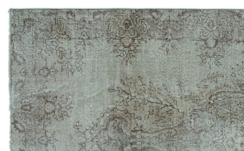 Bild 1 in Galerieansicht laden. Boafaan - Vintage Distressed Rug - 5'11 X 9'7