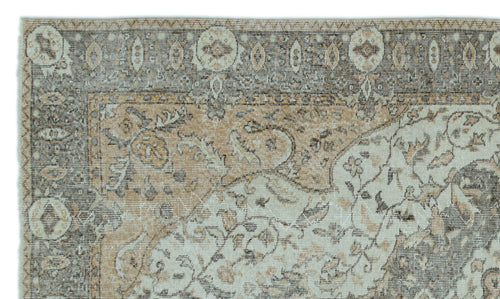 Load image 1 in gallery view. Drelaex - Vintage Medallion Rug - 5'8 X 9'5