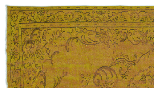 Load image 1 in gallery view. Pepuna - Vintage Medallion Rug - 4'11 X 9'0