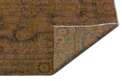 Load image 1 in gallery view. Maevosa - Vintage Distressed Rug - 4'10 X 8'8