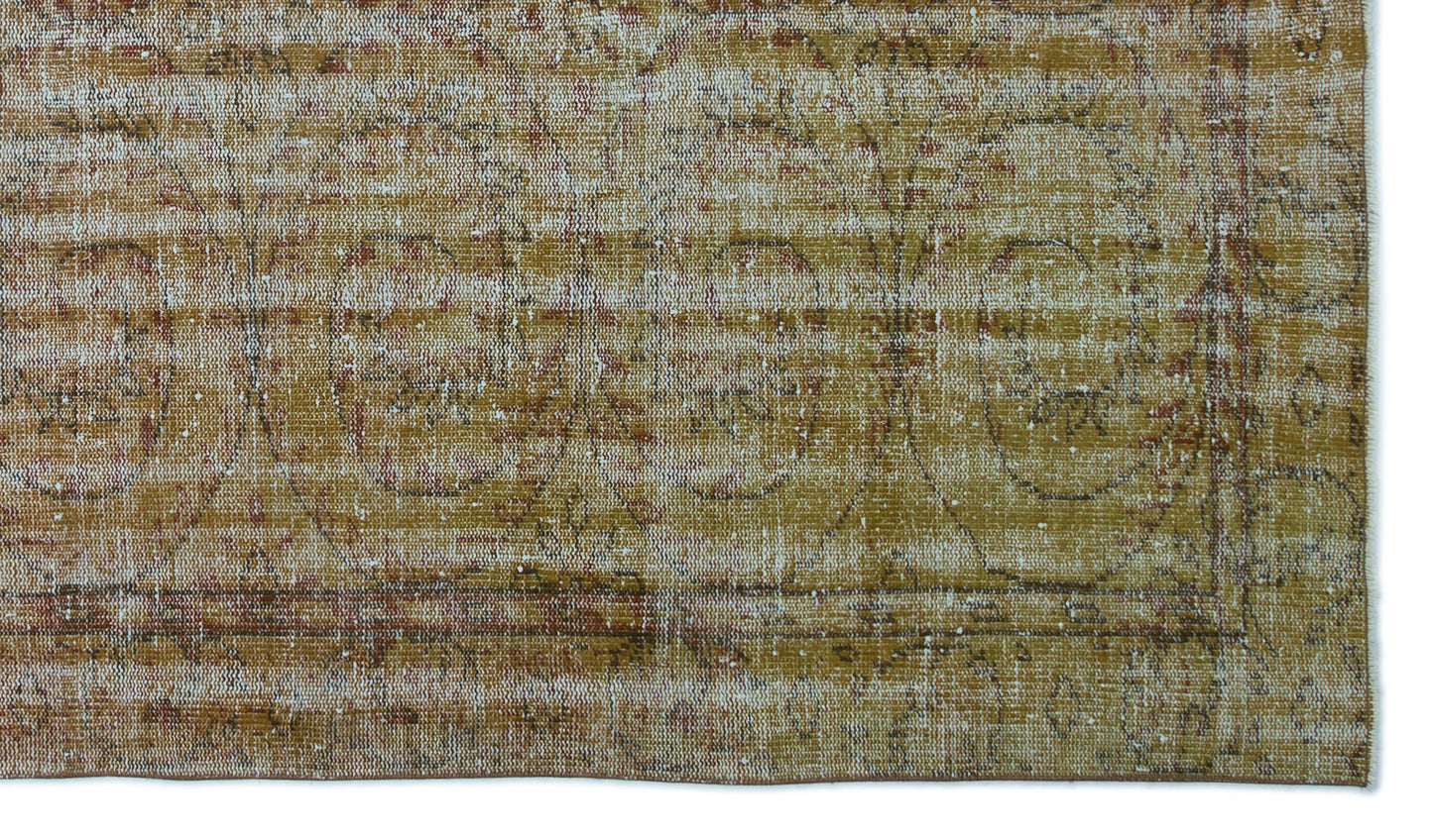 Preuma - Vintage Distressed Rug - 5'4 X 9'3