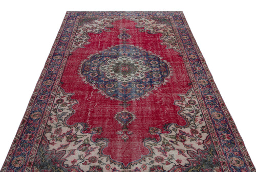 Load image 1 in gallery view. Riosiex - Vintage Medallion Rug - 5'5 X 9'3