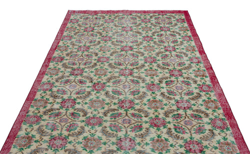 Load image 1 in gallery view. Lokula - Vintage Floral Rug - 5'6 X 8'11
