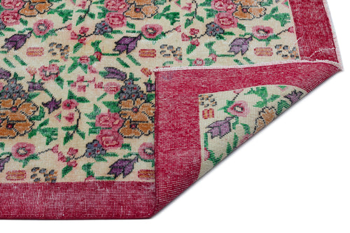 Load image 1 in gallery view. Mikia - Vintage Floral Rug - 5'5 X 8'9