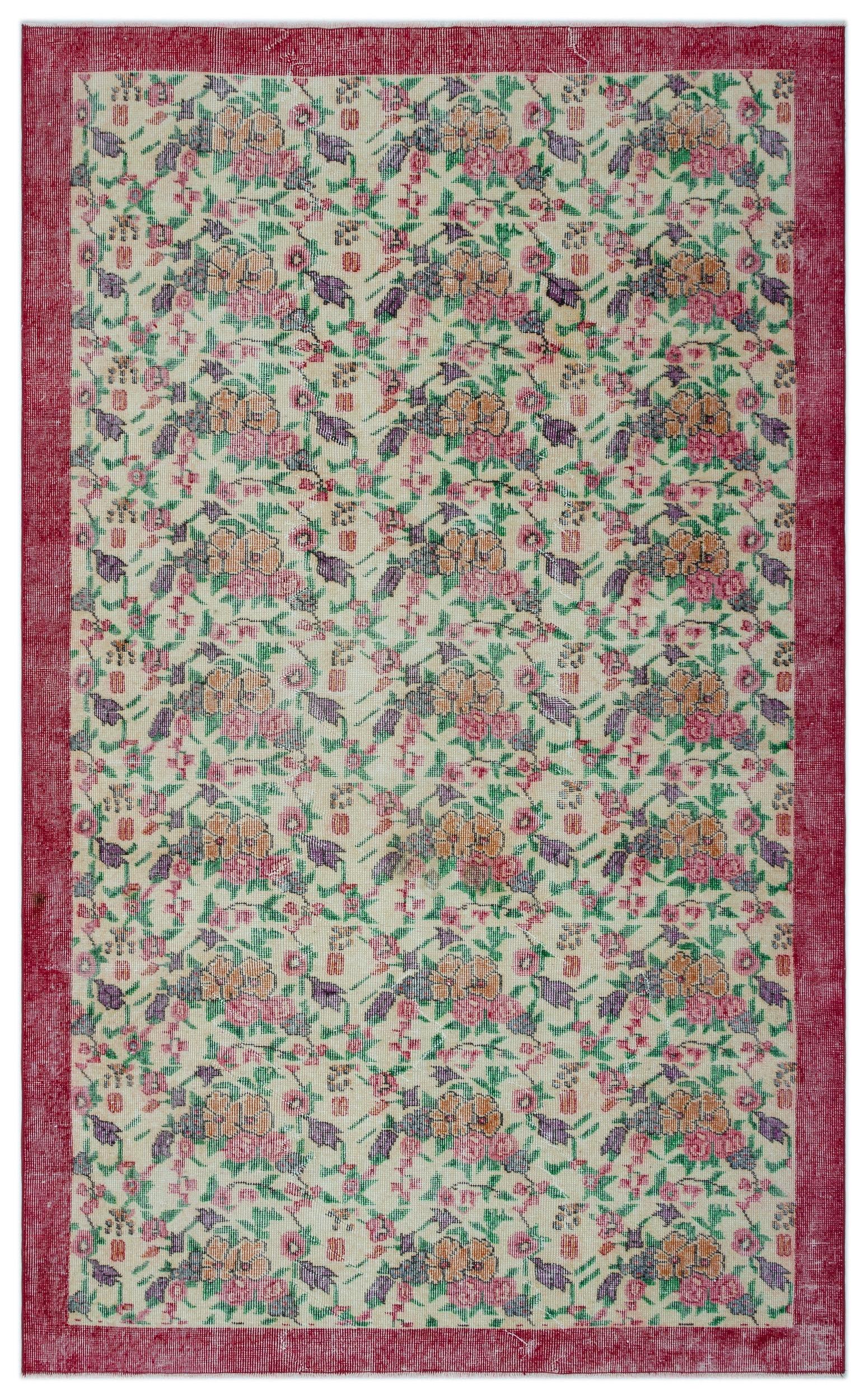 Mikia - Vintage Floral Rug - 5'5 X 8'9