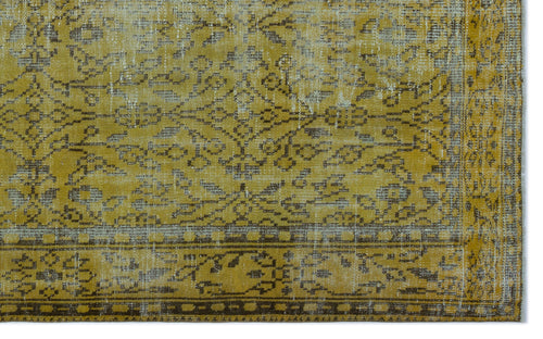 Load image 1 in gallery view. Biohona - Vintage Floral Rug - 5'11 X 9'5