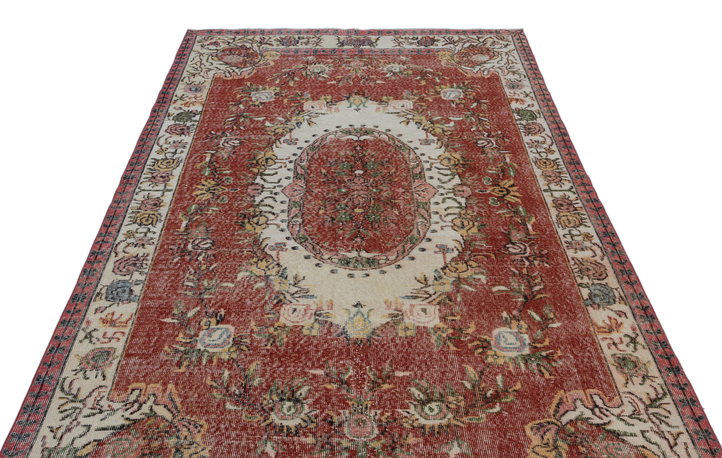 Hutoan - Vintage Medallion Rug - 5'7 X 9'7