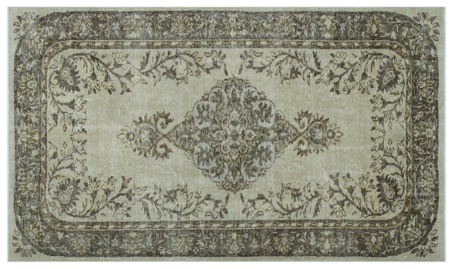 Nipoix - Vintage Medallion Rug - 5'4 X 9'1