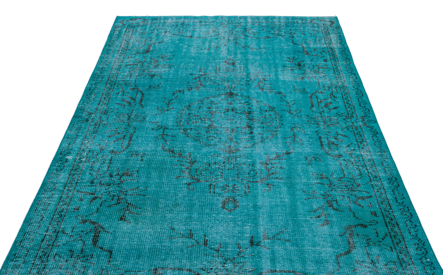 Broan - Vintage Distressed Rug - 5'5 X 8'7