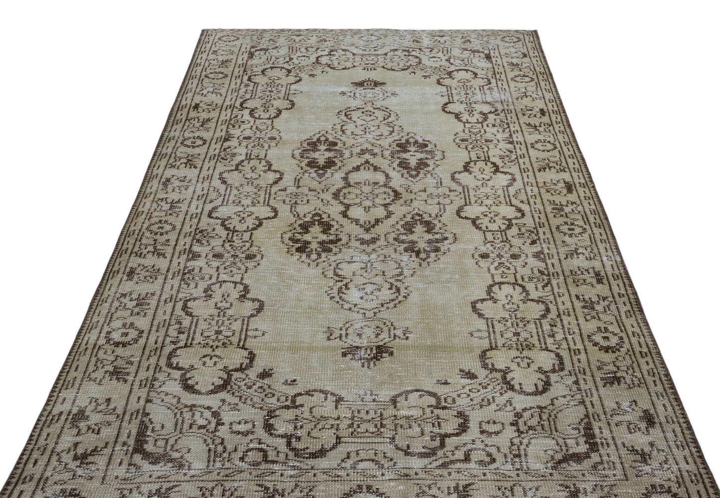 Truil - Vintage Medallion Rug - 5'1 X 8'11