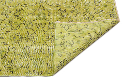 Bild 1 in Galerieansicht laden. Thaedail - Vintage Distressed Rug - 4'9 X 8'2