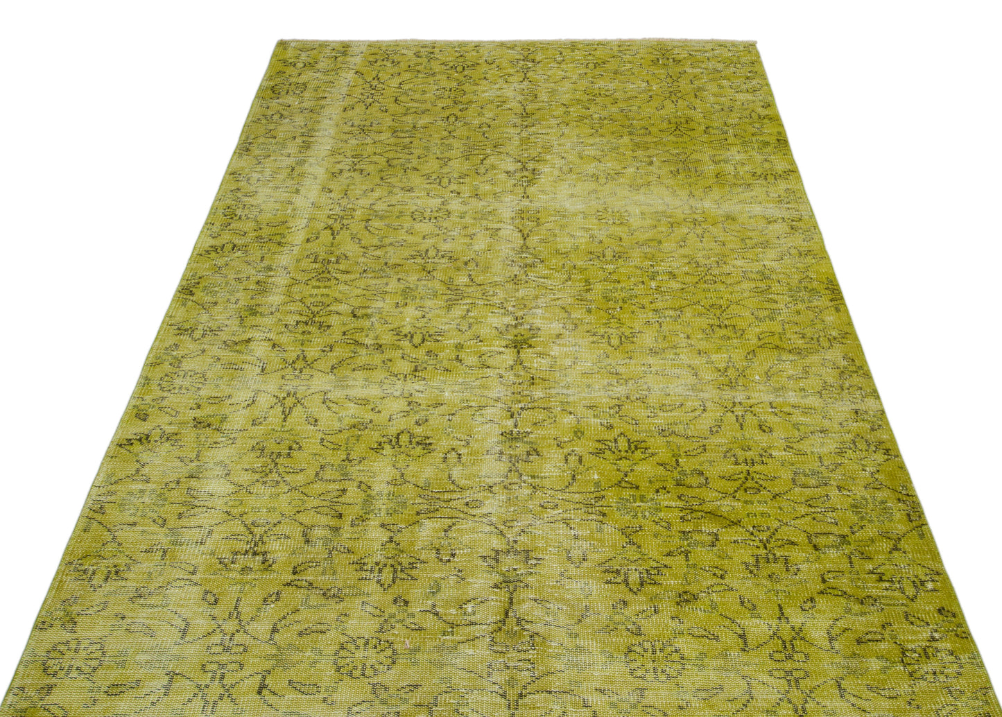 Thaedail - Vintage Distressed Rug - 4'9 X 8'2