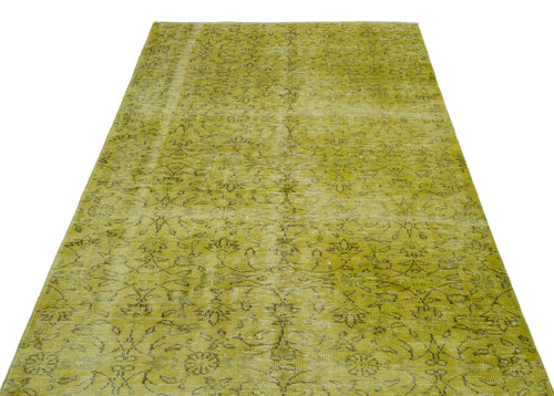 Bild 1 in Galerieansicht laden. Thaedail - Vintage Distressed Rug - 4'9 X 8'2