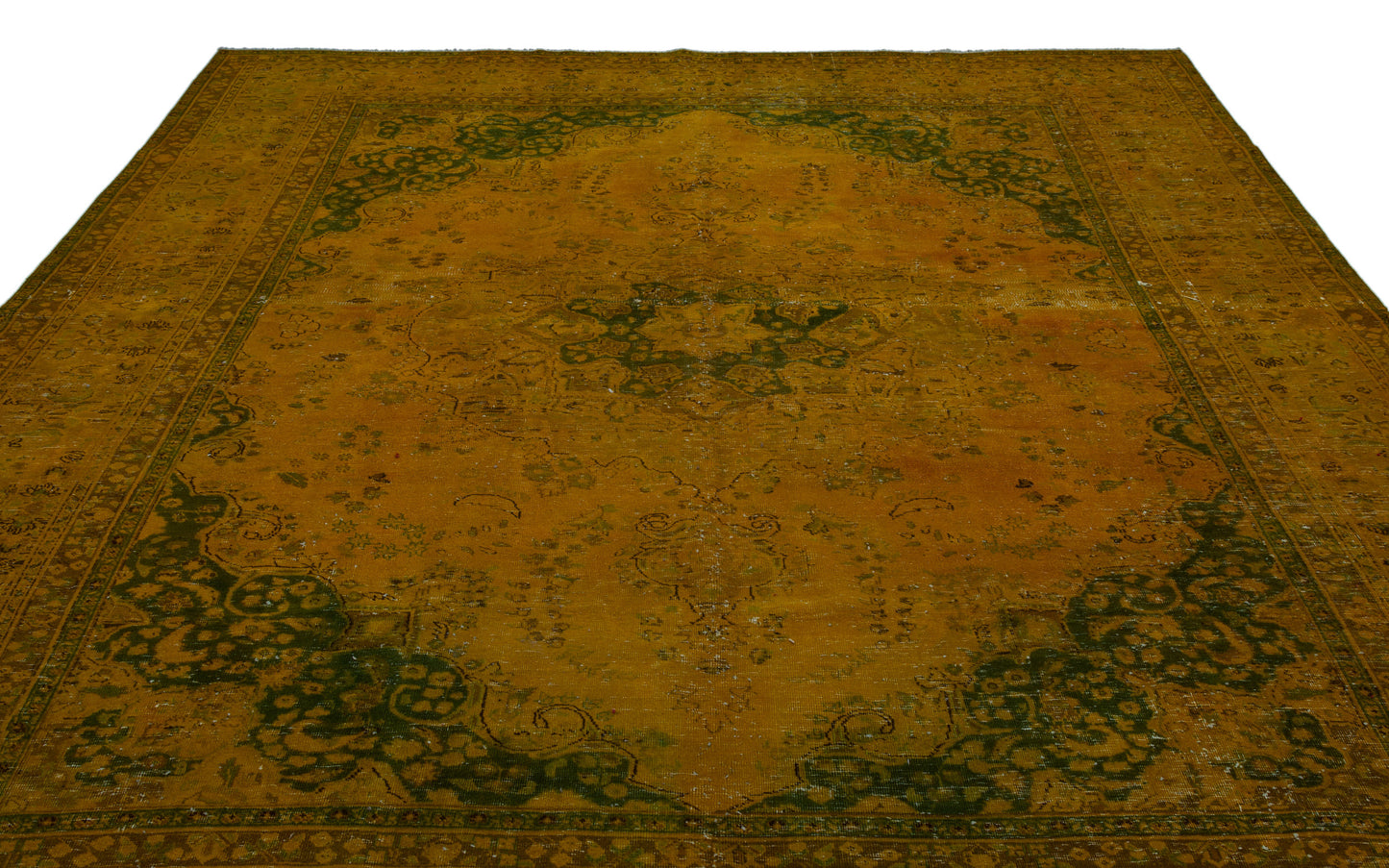 Nagina - Vintage Medallion Rug - 9'9 X 12'6