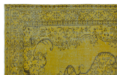 Load image 1 in gallery view. Feada - Vintage Medallion Rug - 5'10 X 9'7
