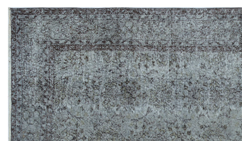 Load image 1 in gallery view. Kefuta - Vintage Distressed Rug - 5'7 X 9'9