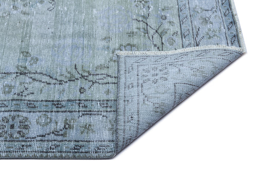 Load image 1 in gallery view. Dripana - Vintage Medallion Rug - 4'9 X 8'8