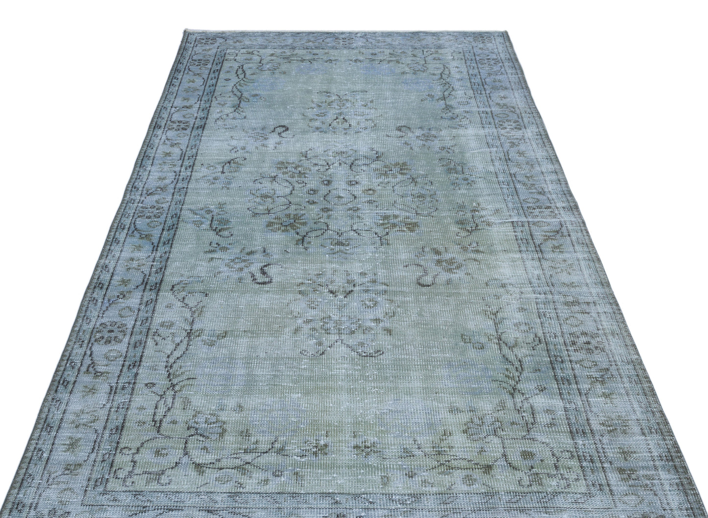 Dripana - Vintage Medallion Rug - 4'9 X 8'8