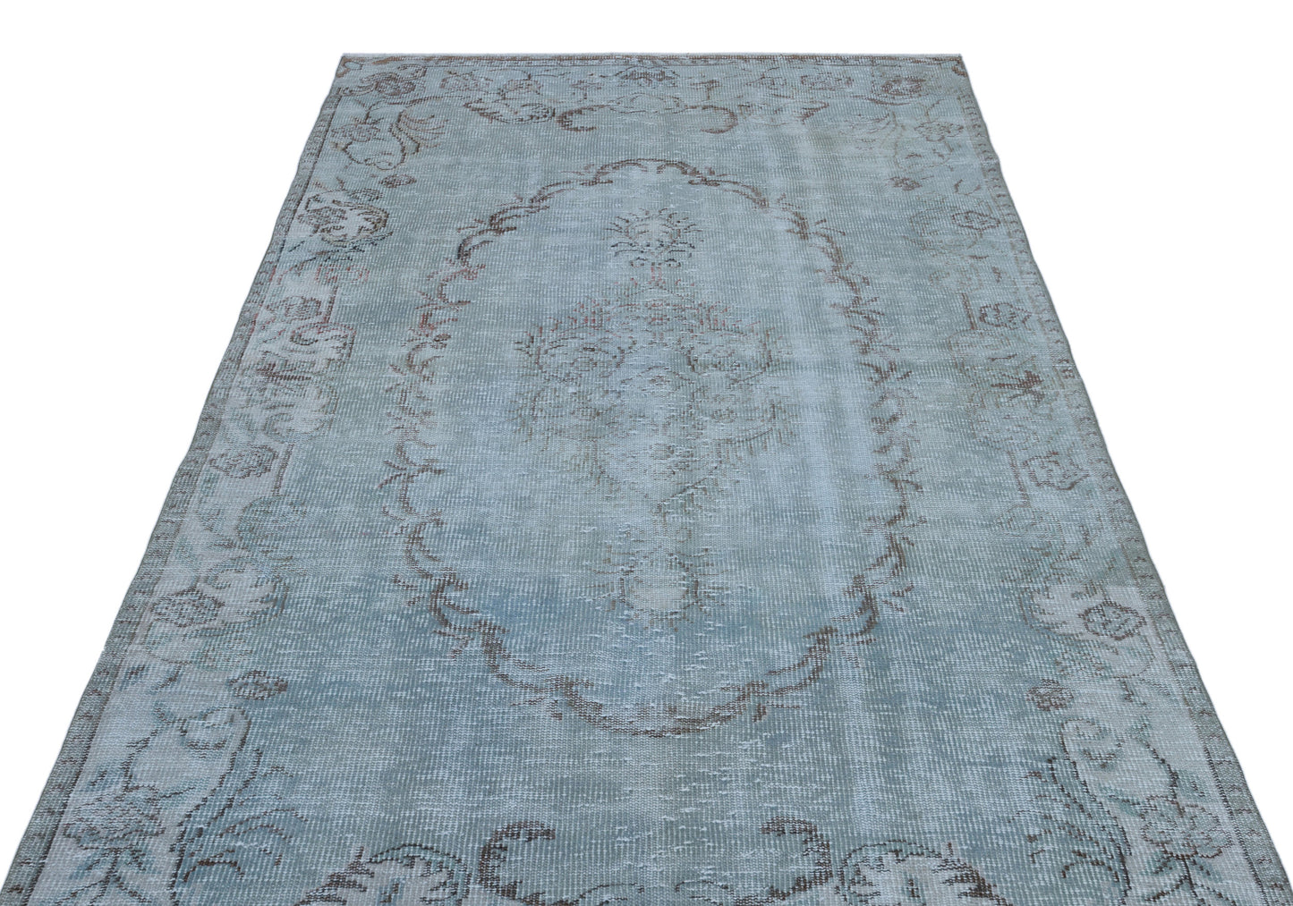 Zeutasa - Vintage Distressed Rug - 4'11 X 9'0
