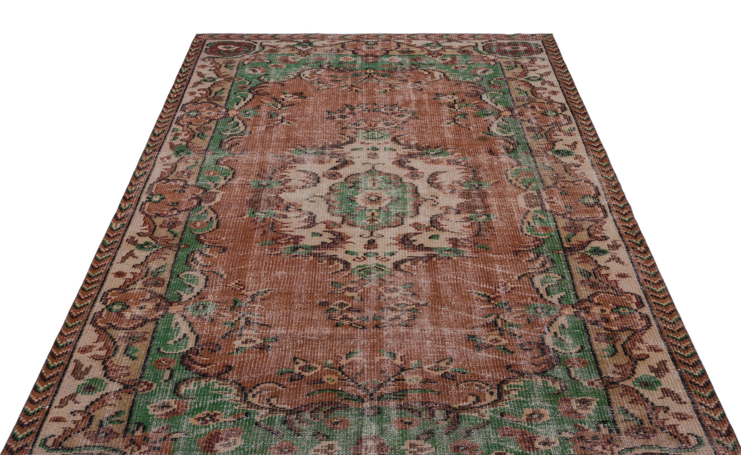 Trula - Vintage Medallion Rug - 5'7 X 8'8