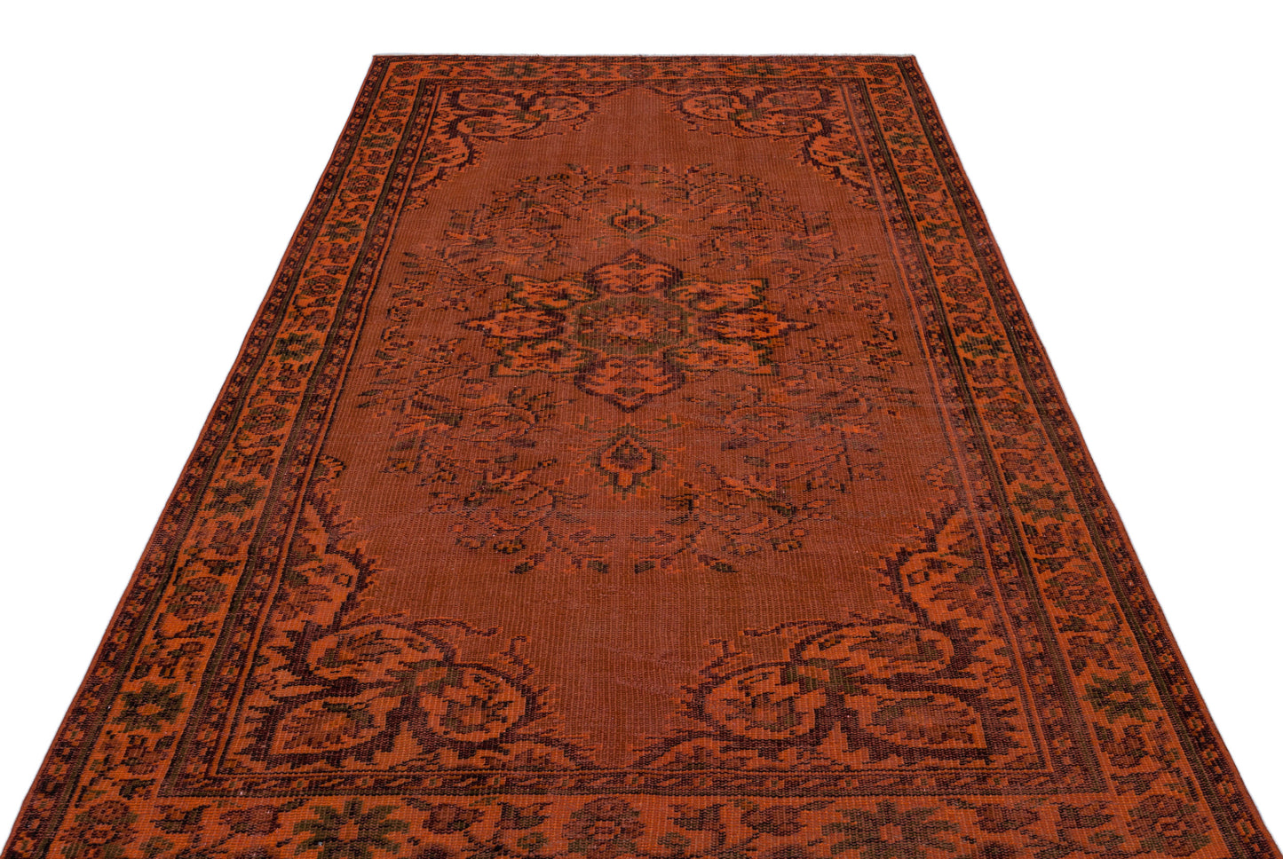 Thiis - Vintage Medallion Rug - 5'4 X 8'5