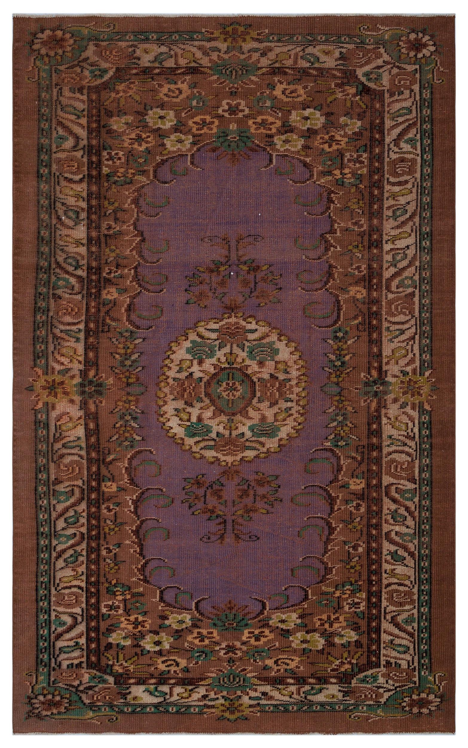 Dihiil - Vintage Medallion Rug - 5'5 X 8'10