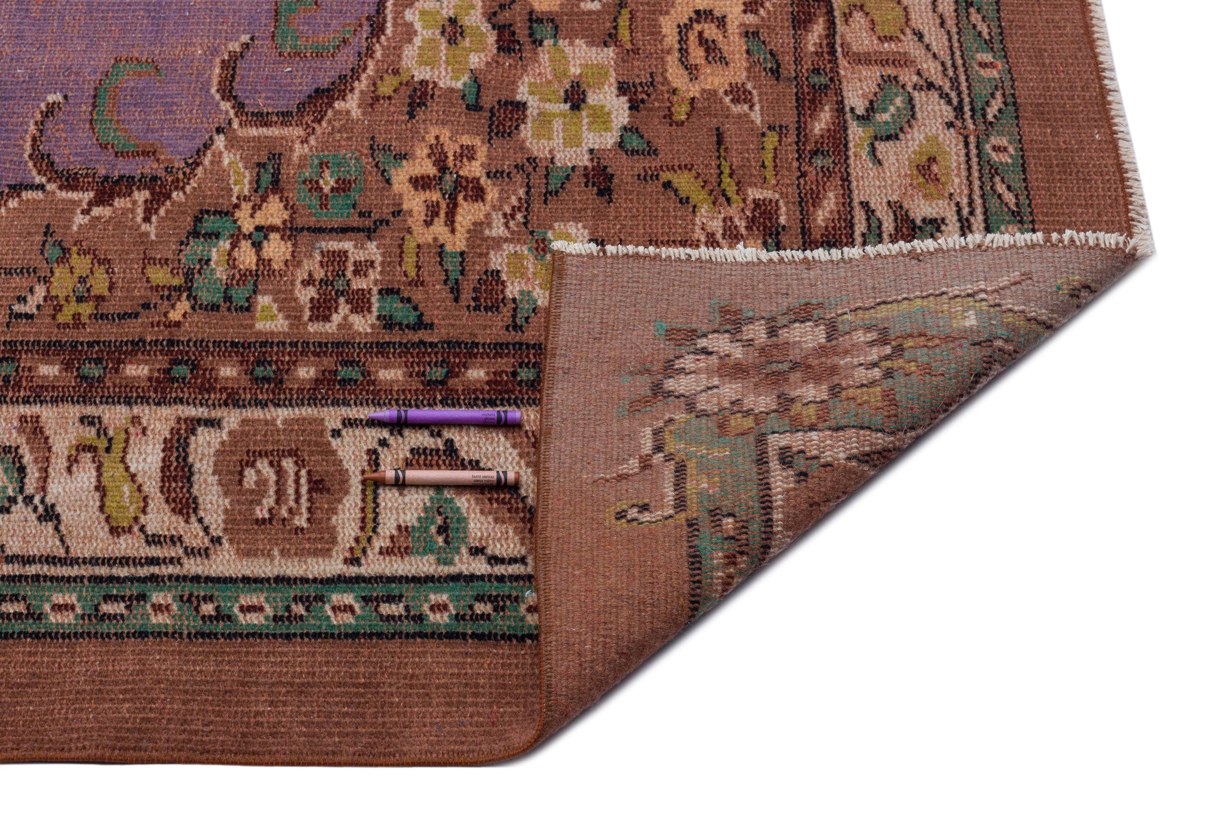 Dihiil - Vintage Medallion Rug - 5'5 X 8'10