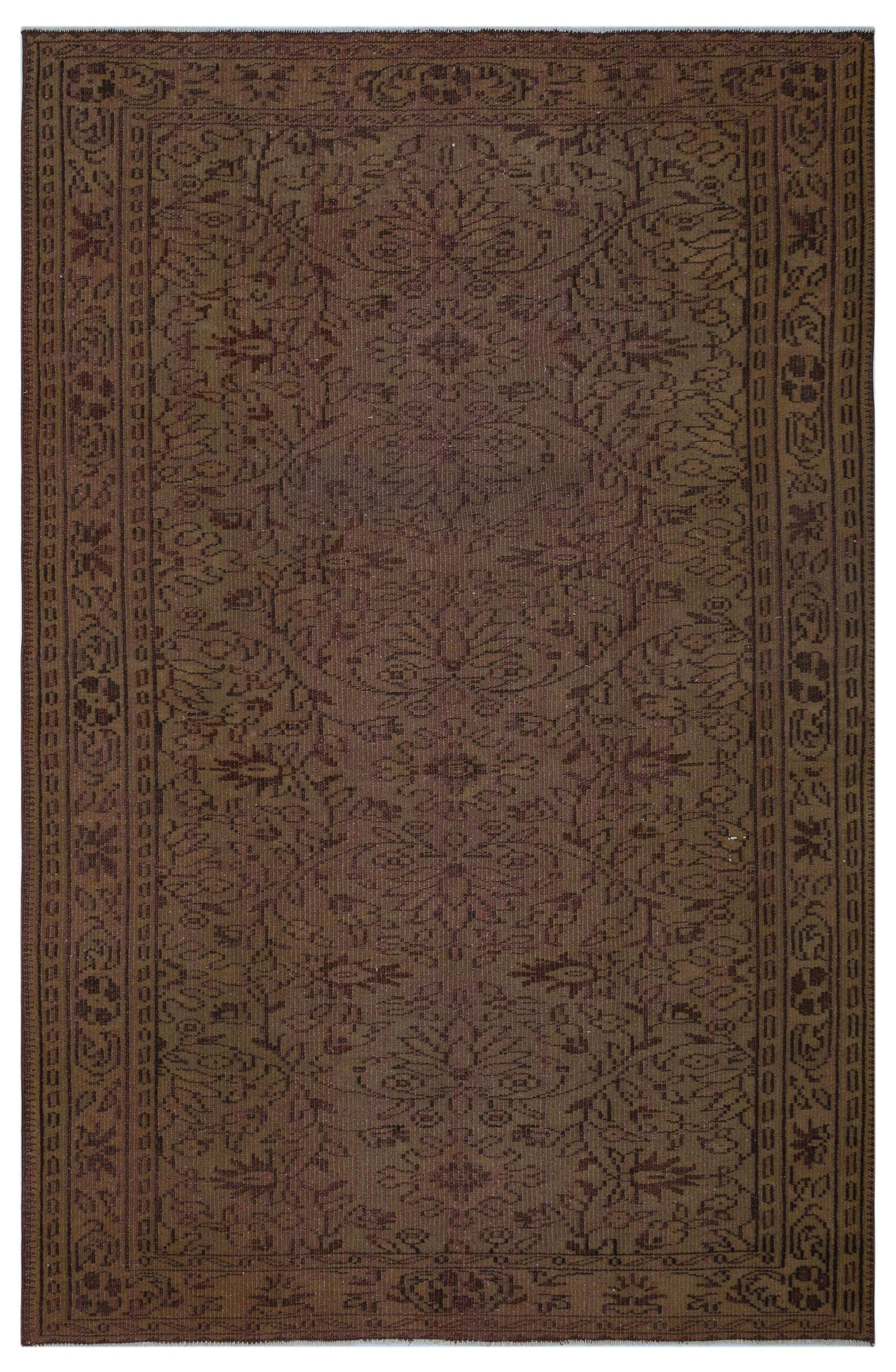 Theix - Vintage Medallion Rug - 5'9 X 8'8