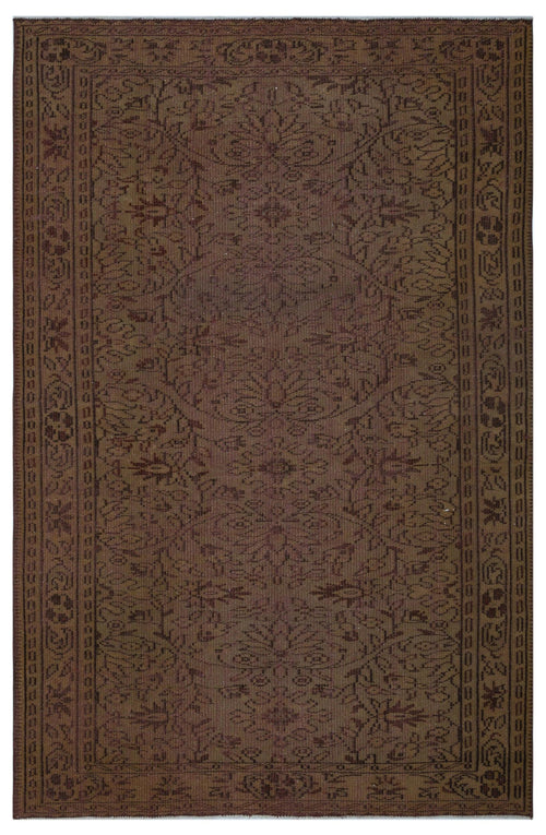 Load image 1 in gallery view. Theix - Vintage Medallion Rug - 5'9 X 8'8