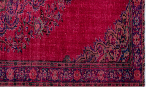 Load image 1 in gallery view. Ruviya - Vintage Medallion Rug - 5'7 X 9'4