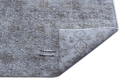 Load image 1 in gallery view. Fodeon - Vintage Distressed Rug - 4'2 X 7'6