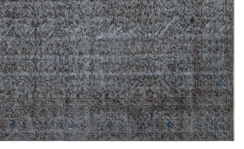 Load image 1 in gallery view. Prefosa - Vintage Distressed Rug - 5'8 X 9'5