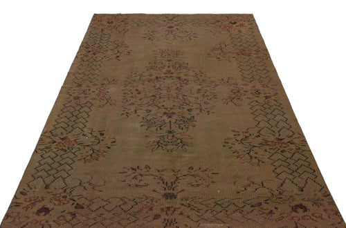 Load image 1 in gallery view. Movois - Vintage Medallion Rug - 5'3 X 8'4