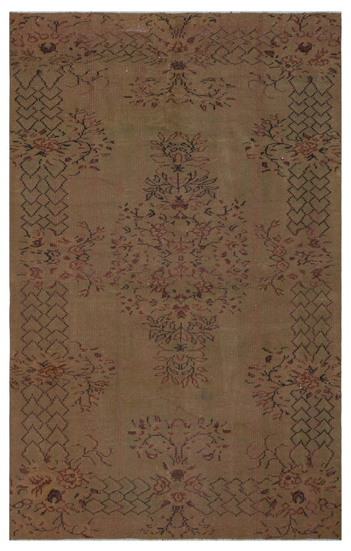 Load image 1 in gallery view. Movois - Vintage Medallion Rug - 5'3 X 8'4