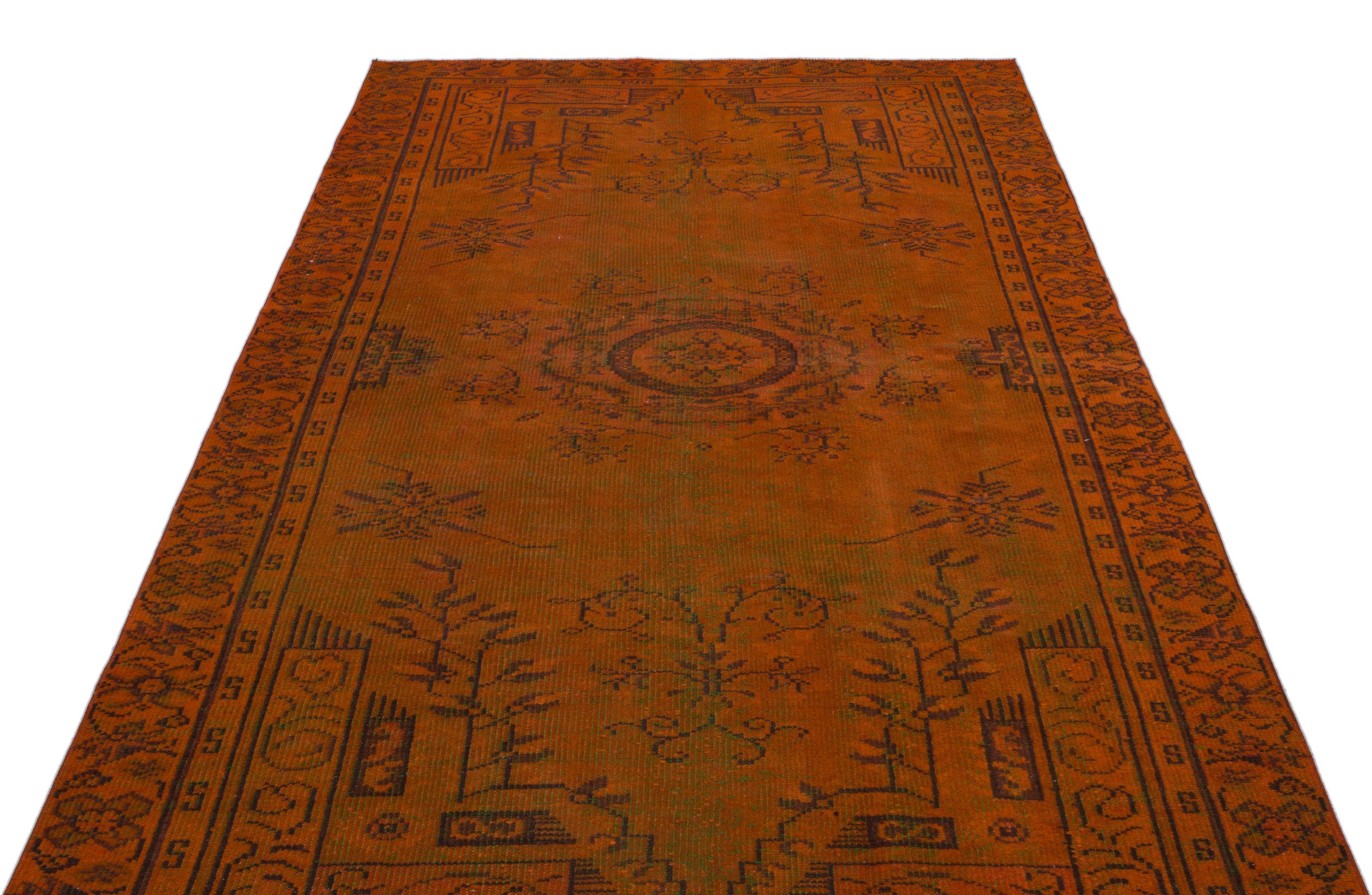 Broor - Vintage Medallion Rug - 5'5 X 8'10