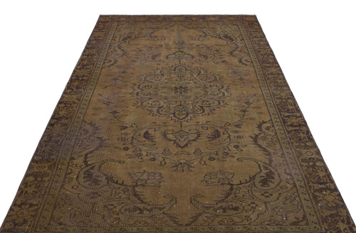 Load image 1 in gallery view. Liomeis - Vintage Medallion Rug - 5'6 X 9'3