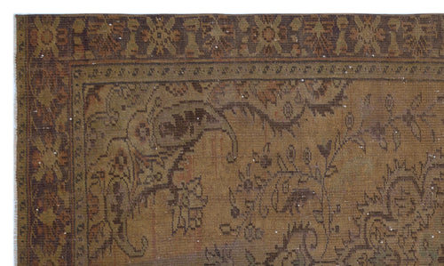Load image 1 in gallery view. Liomeis - Vintage Medallion Rug - 5'6 X 9'3