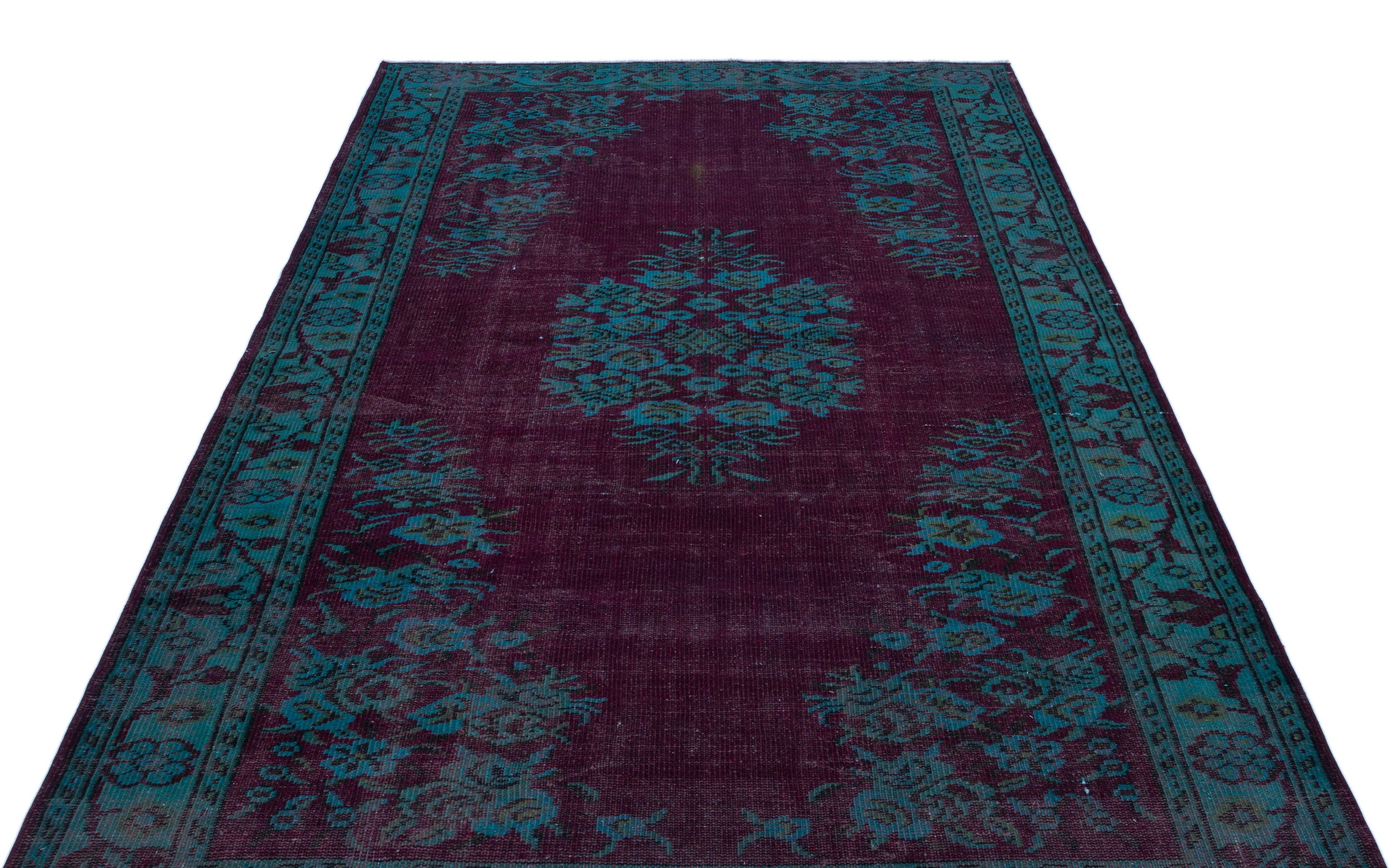 Blauda - Vintage Medallion Rug - 5'8 X 8'11