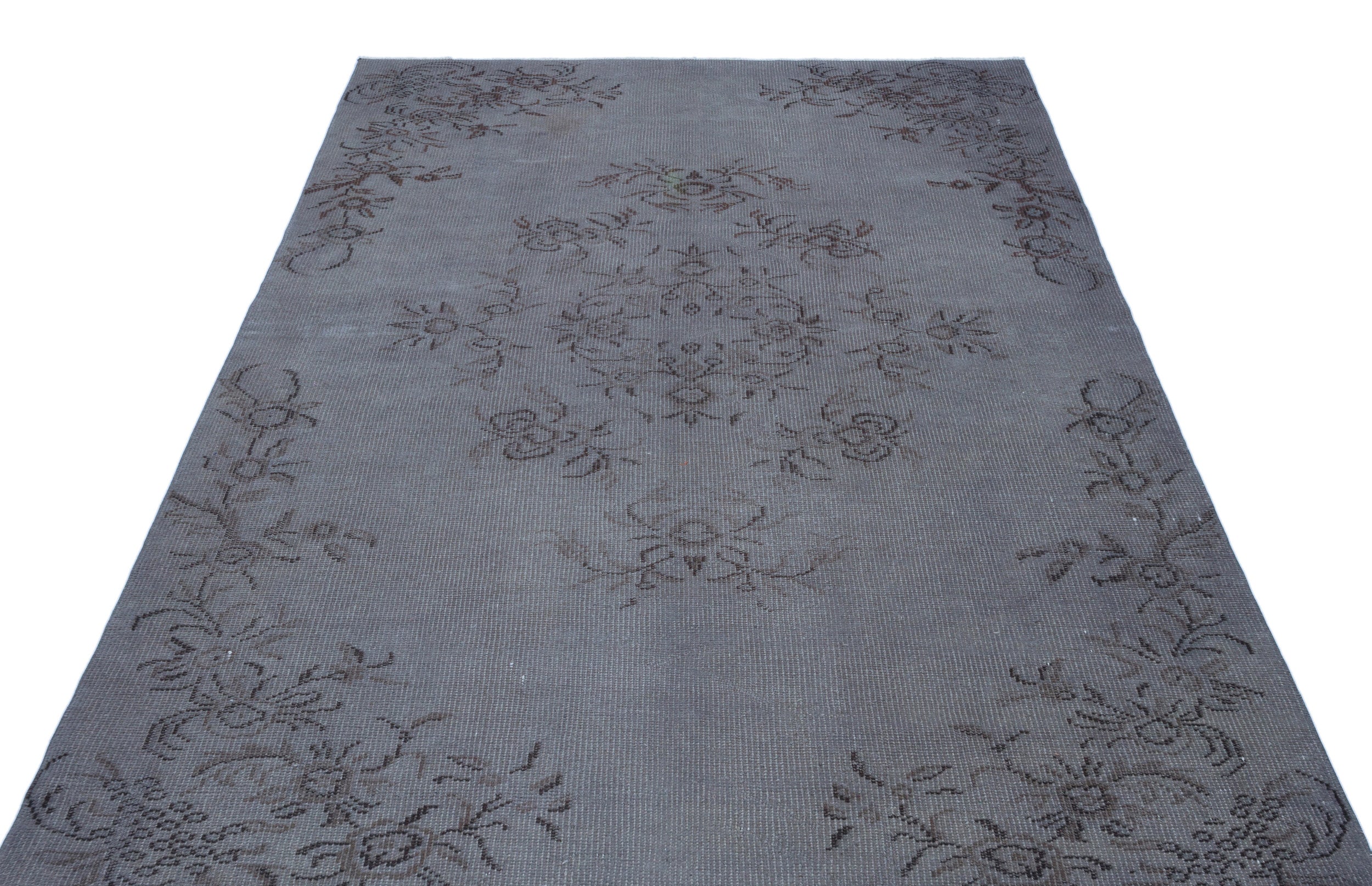 Brava - Vintage Distressed Rug - 5'6 X 8'6